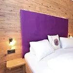 Margarethenstein With Private Sauna, Including Zell Am Summercard Appartement *