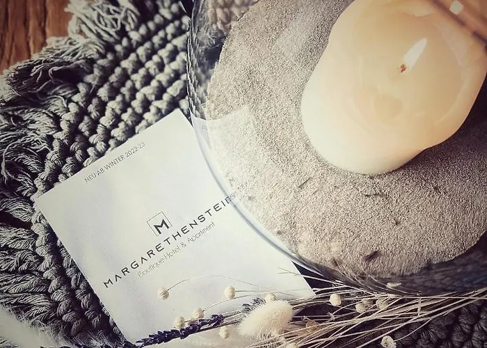 شقة ومطعم مارغاريتهينستاين * كابرون